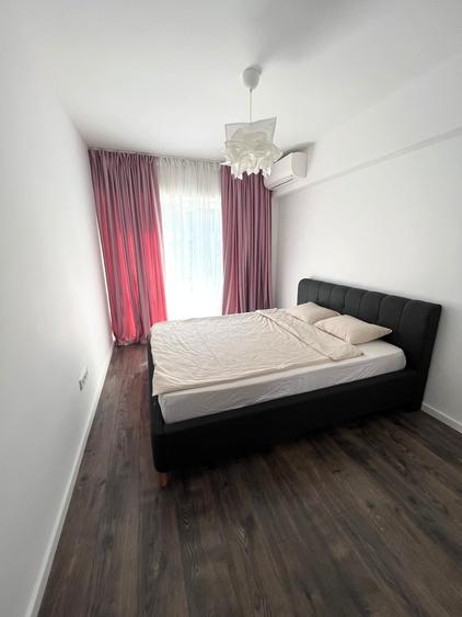 Apartament cu 3 camere decomandat în Pipera