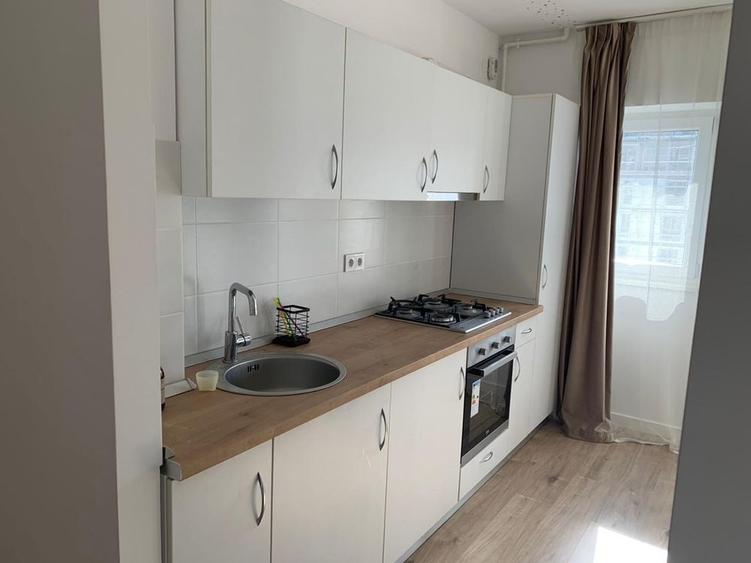 Apartament cu 2 camere decomandat în Cotroceni