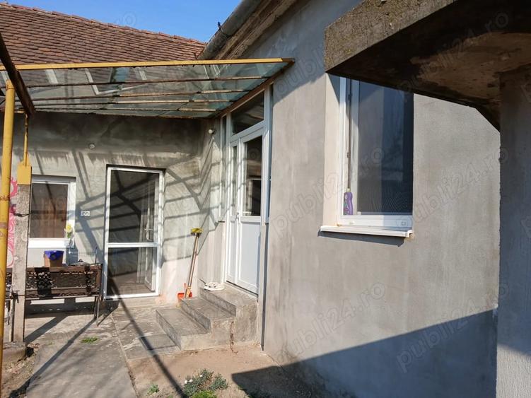 Casă cu 3 camere cu Teren 430 Mp în Salonta