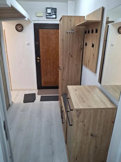 Inchiriez apartament 2 camere zona Vest - 9