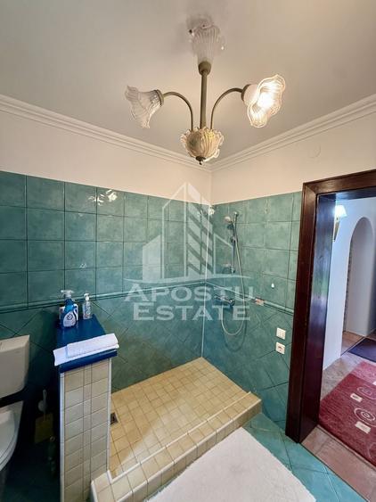 Casă individuală cu 2 camere cu Canalizare în Ghiroda