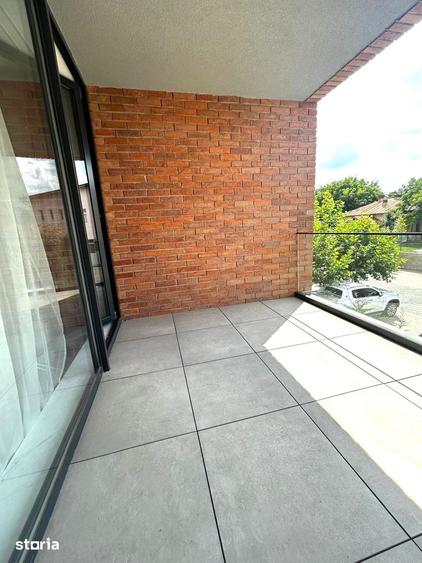 Apartament cu 4 camere în Tunari