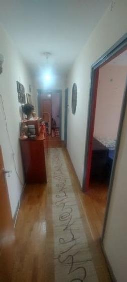 Apartament cu 3 camere semidecomandat în Titan