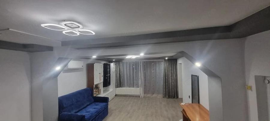 Casă cu 3 camere cu Teren 1558 Mp în Central
