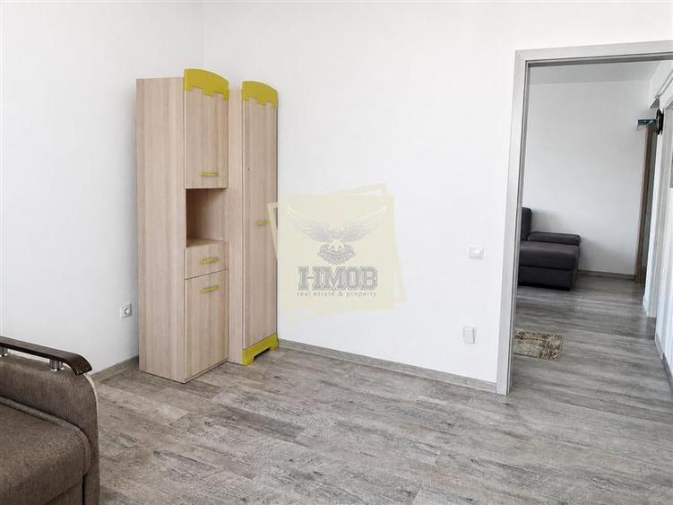 Apartament cu 3 camere decomandat, mobilat în Turnișor