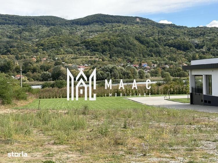 Spațiu comercial, în Gura Văii