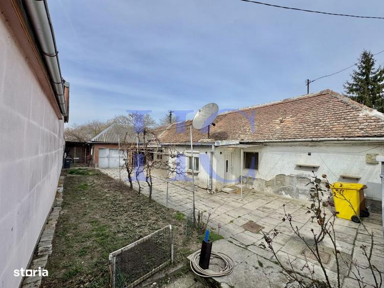 Casă cu 4 camere cu Teren 241 Mp în Țiglari