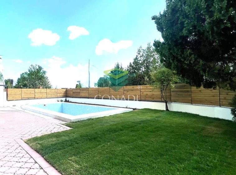 Casă individuală cu 7 camere cu Canalizare în Iancu Nicolae
