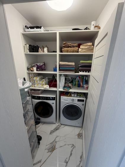 Apartament cu 3 camere decomandat, mobilat în Sânnicoară