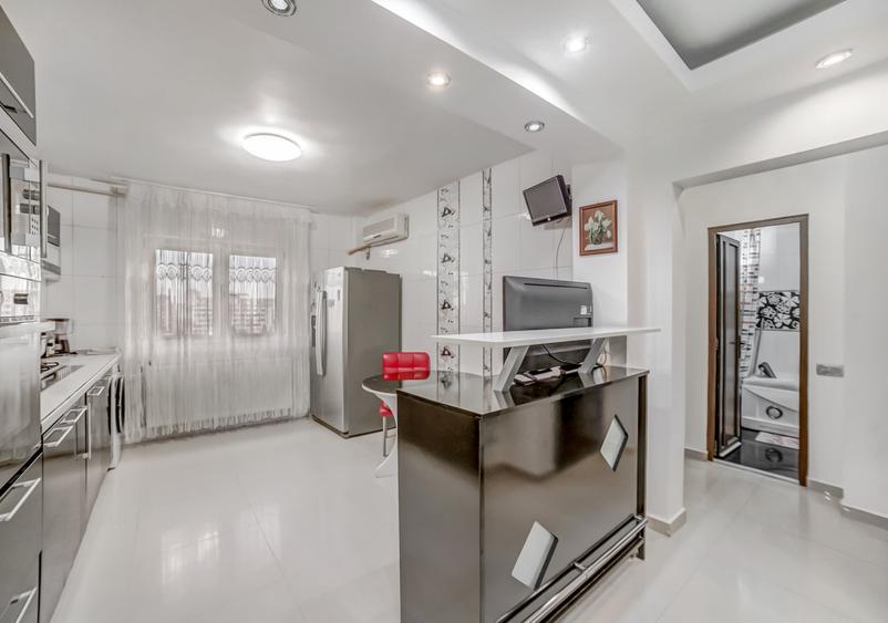 Apartament cu 2 camere decomandat, mobilat în Muncii