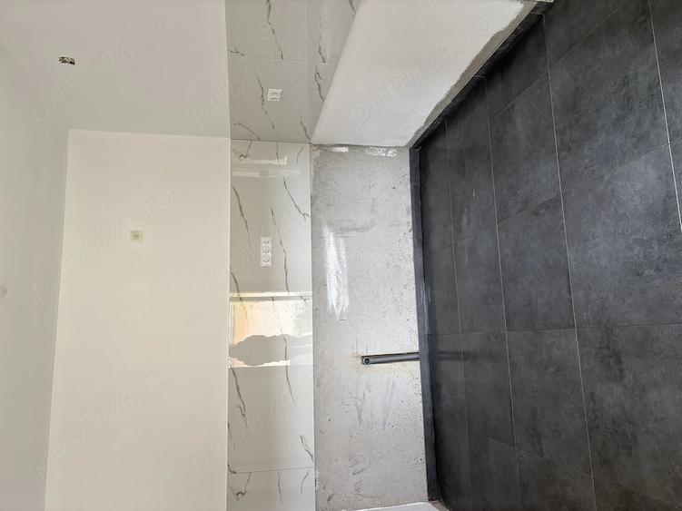 Casă cu 2 camere cu Teren 17000 Mp în Central