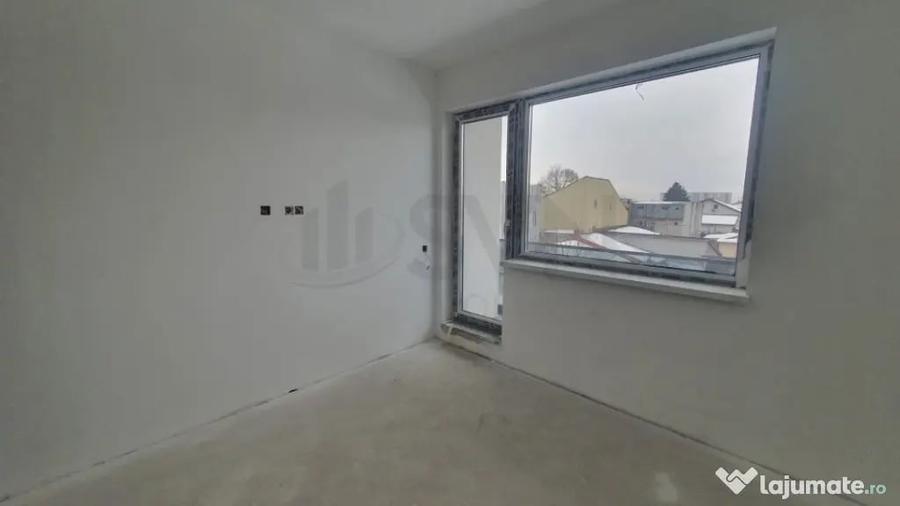 Apartament cu 2 camere decomandat în Chibrit