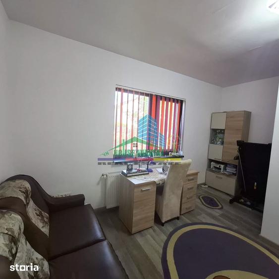 Casă cu 4 camere cu Teren 790 Mp în Câmpineanca