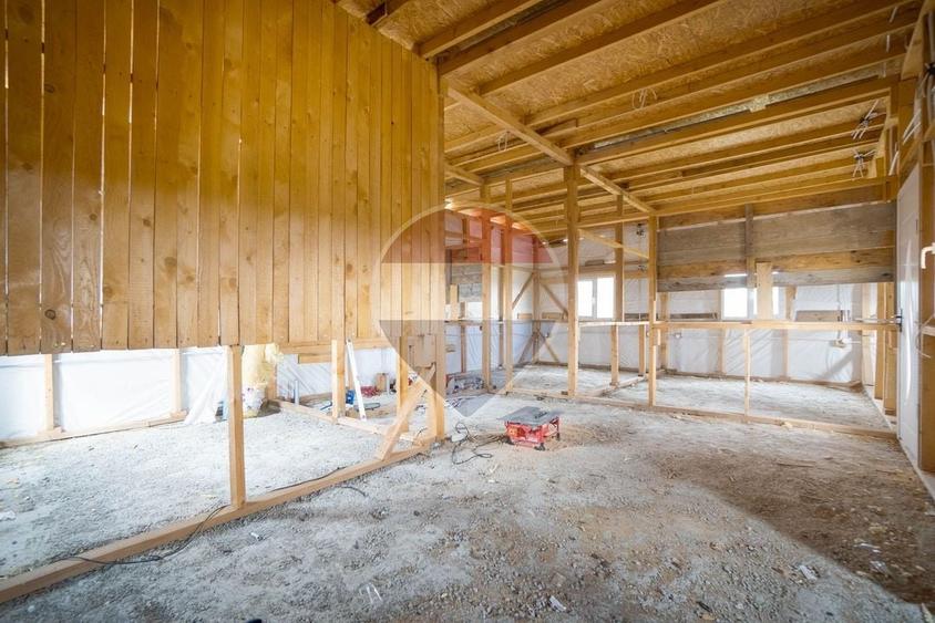 Casă individuală cu 4 camere cu Teren 938 Mp în Satu Nou