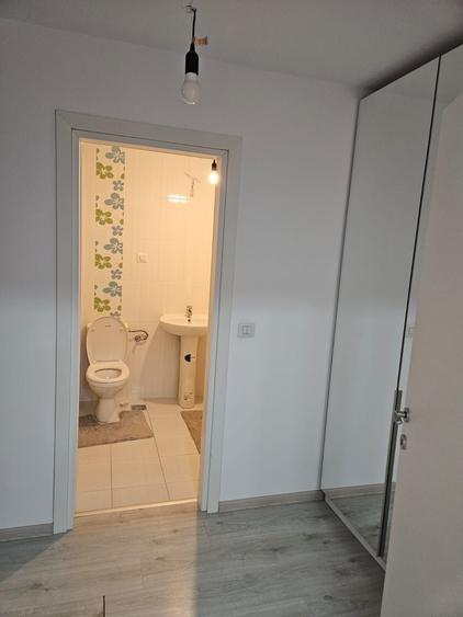 Apartament cu 3 camere decomandat în Theodor Pallady