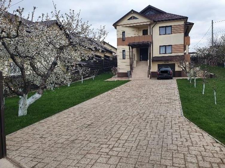 Vilă modernă D+P+E în Horpaz  realizată în regie propri - 1
