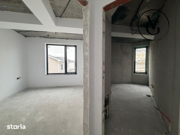 Casă cu 4 camere decomandat cu Teren 211 Mp în Palazu Mare