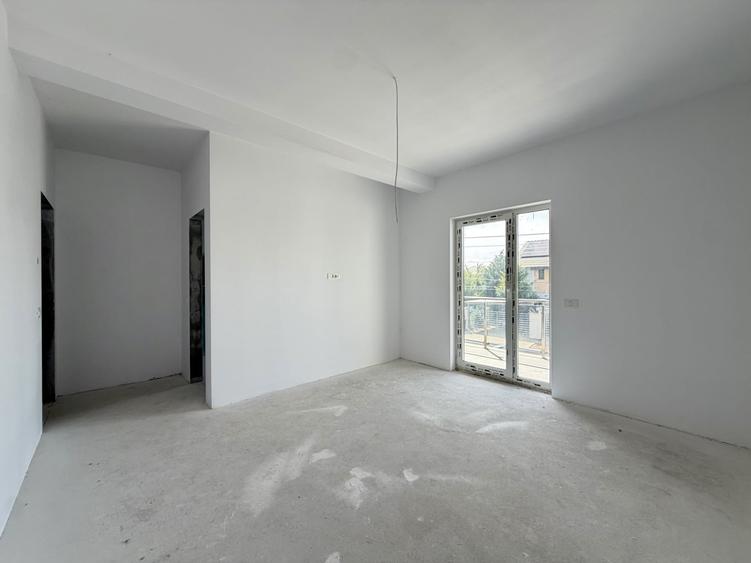 Duplex cu 5 camere cu Canalizare în Dumbrăvița