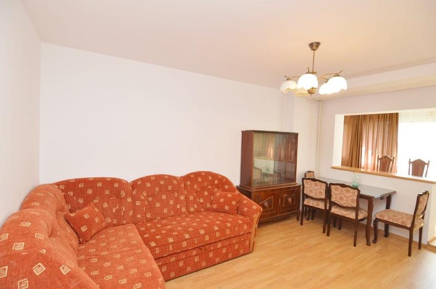 Apartament cu 3 camere decomandat în Iancului