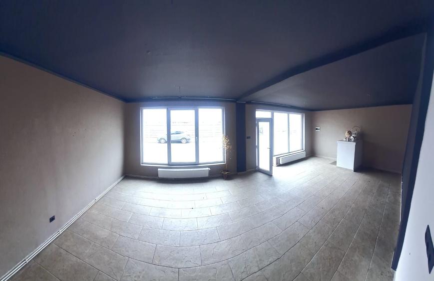 Spațiu comercial, de 90 mp, în Horea