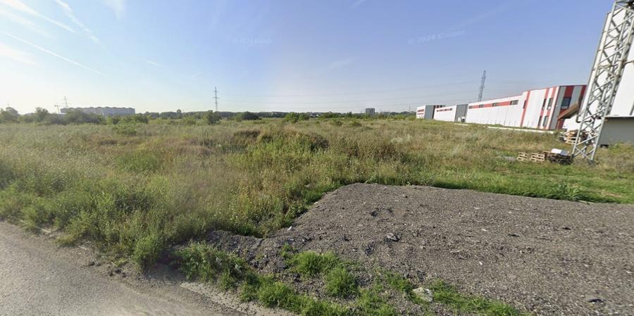 Teren Construcții intravilan de 15000 mp, în Central