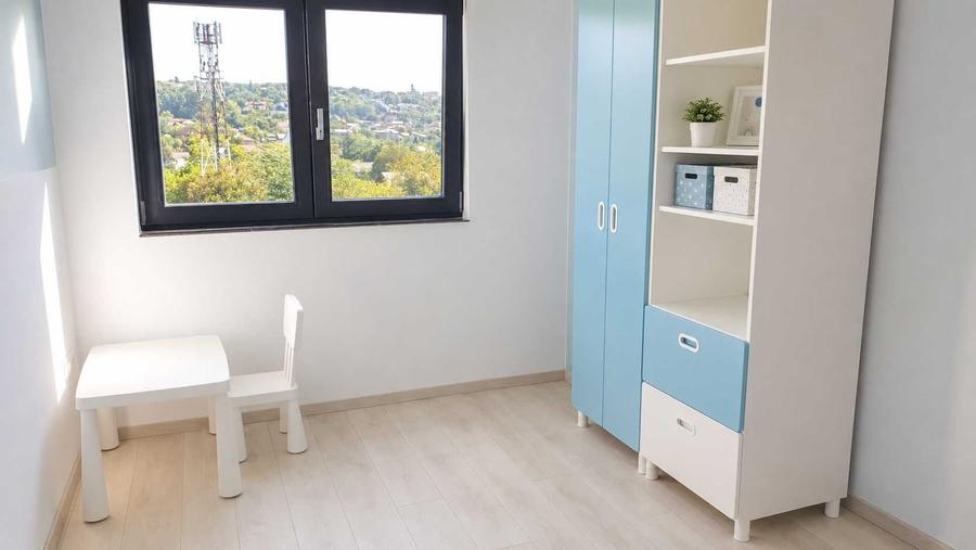 Apartament cu 3 camere decomandat în Păcurari