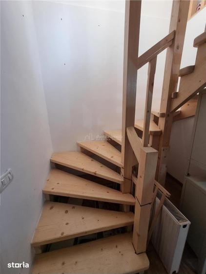 Casă cu 5 camere cu Teren 1694 Mp în Nanov