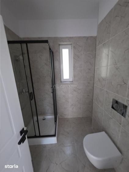 Casă cu 3 camere cu Teren 200 Mp în Tunari