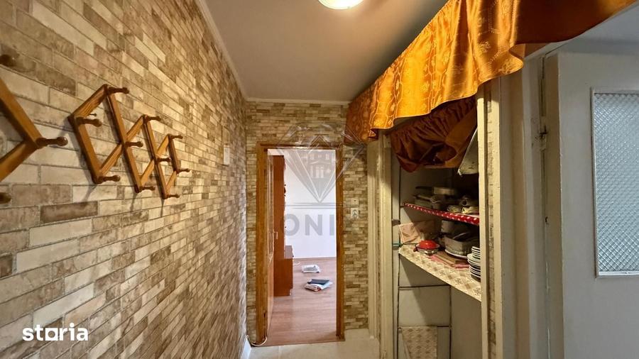 Apartament cu 2 camere nedecomandat, mobilat în Cantacuzino