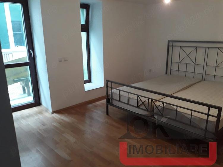 Casă cu 6 camere cu Teren 200 Mp în Central