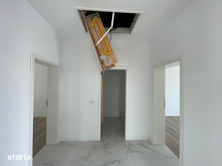 Casă cu 3 camere cu Teren 390 Mp în Sânandrei