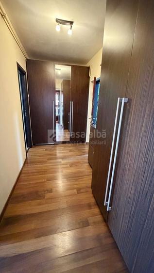 Apartament cu 2 camere semidecomandat, mobilat în Păcurari