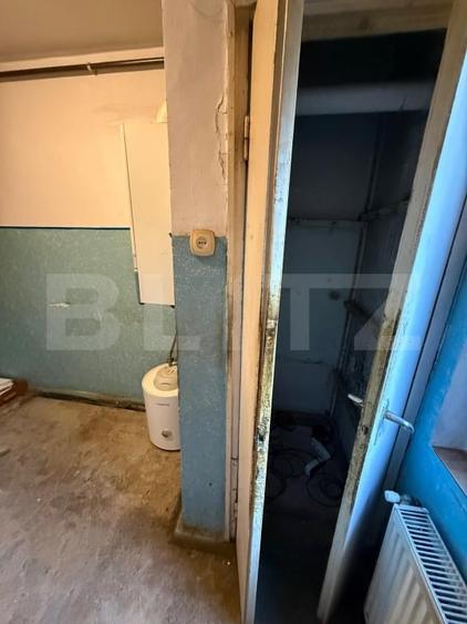 Apartament cu 3 camere semidecomandat în Vlahuță