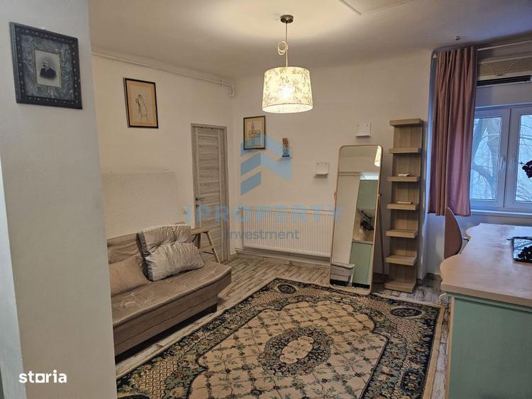 Garsoniera | Romana | Decomandata | Metrou - 1