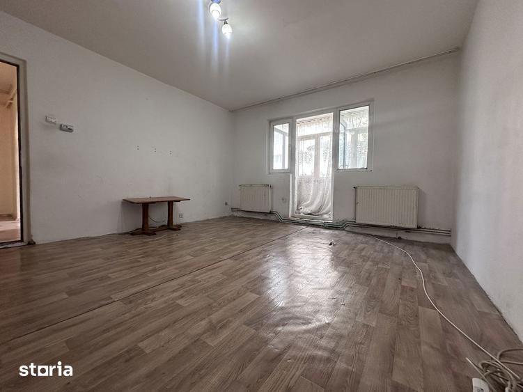 ETAJ 1! Vanzare apartament cu 2 camere in M11 - Targovi?te - 9