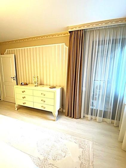 Apartament cu 4 camere decomandat, mobilat în Drumul Taberei