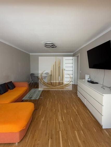 Apartament cu 3 camere decomandat, mobilat în Spitalul Județean