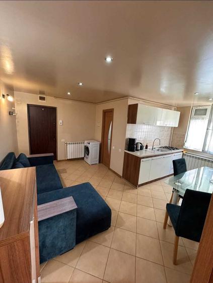 Apartament cu 2 camere decomandat în Precista