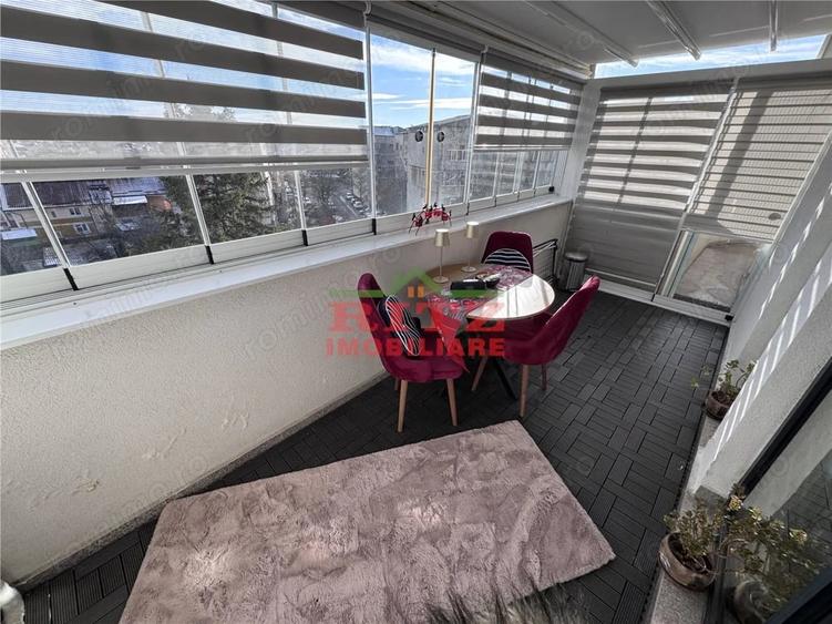 Apartament cu 2 camere decomandat în Central