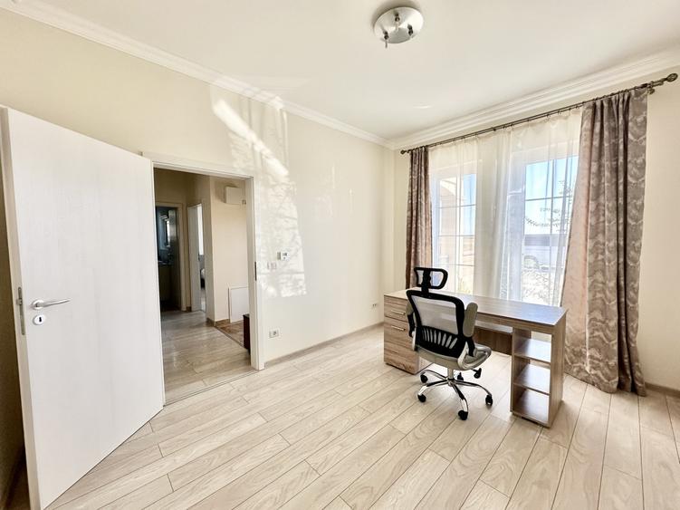 Duplex cu 4 camere cu Canalizare în Urseni