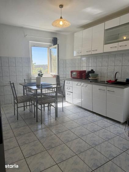 Apartament cu 2 camere semidecomandat în UMT