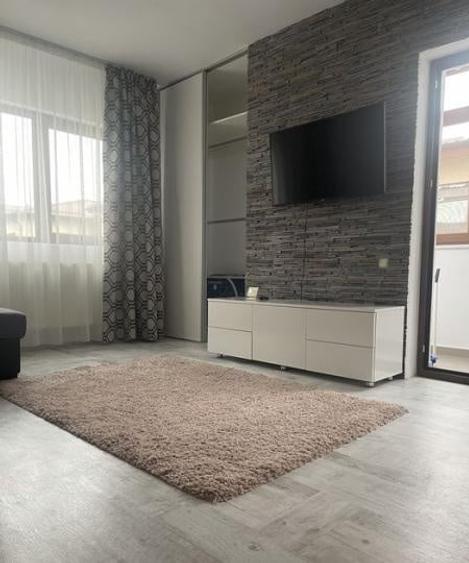 Apartament cu 2 camere decomandat, mobilat în Sălăjan