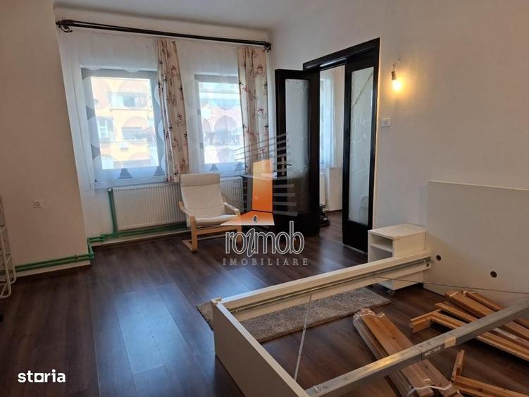 Apartament cu 3 camere în Ștefan cel Mare