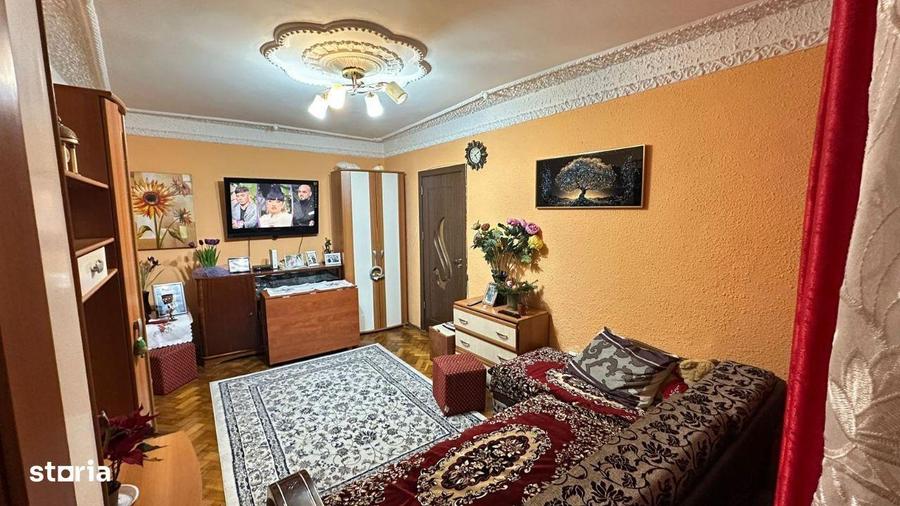 Apartament cu 2 camere decomandat în Micro 14