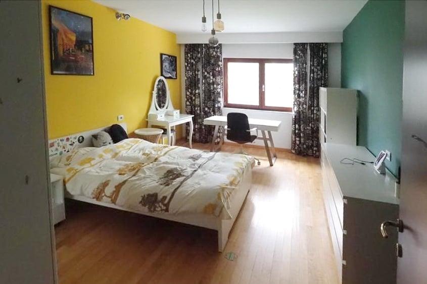 Casă individuală cu 5 camere cu Canalizare în Pipera