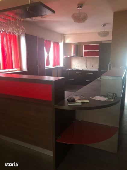 Apartament cu 6 camere în Străulești