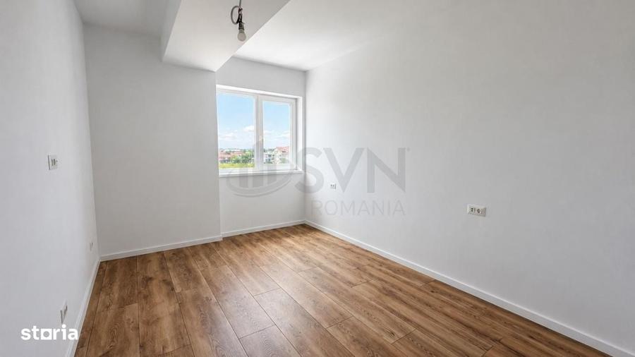 Apartament cu 3 camere decomandat în Sisești