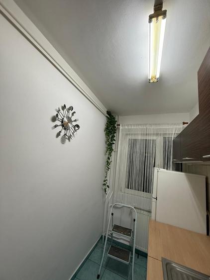 Inchiriez apartament - 2