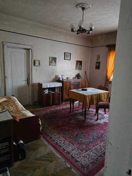 Casă cu 4 camere în Sud