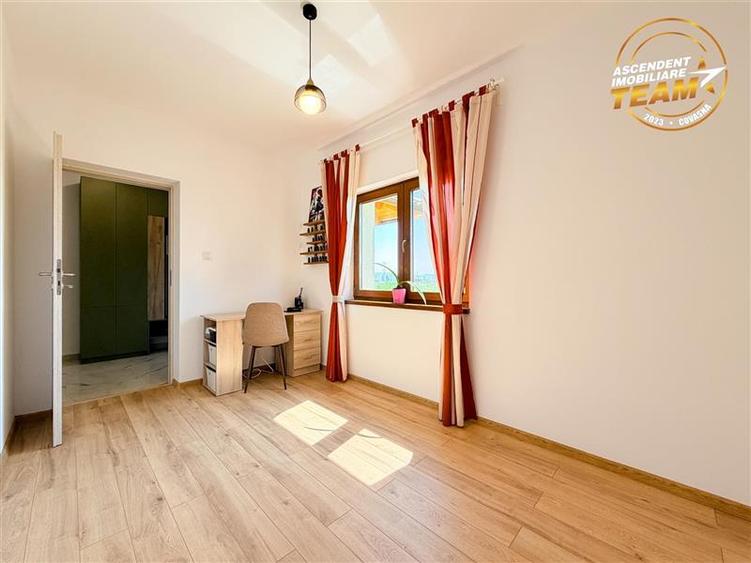 Casă individuală cu 4 camere cu Teren 946 Mp în Arcuș
